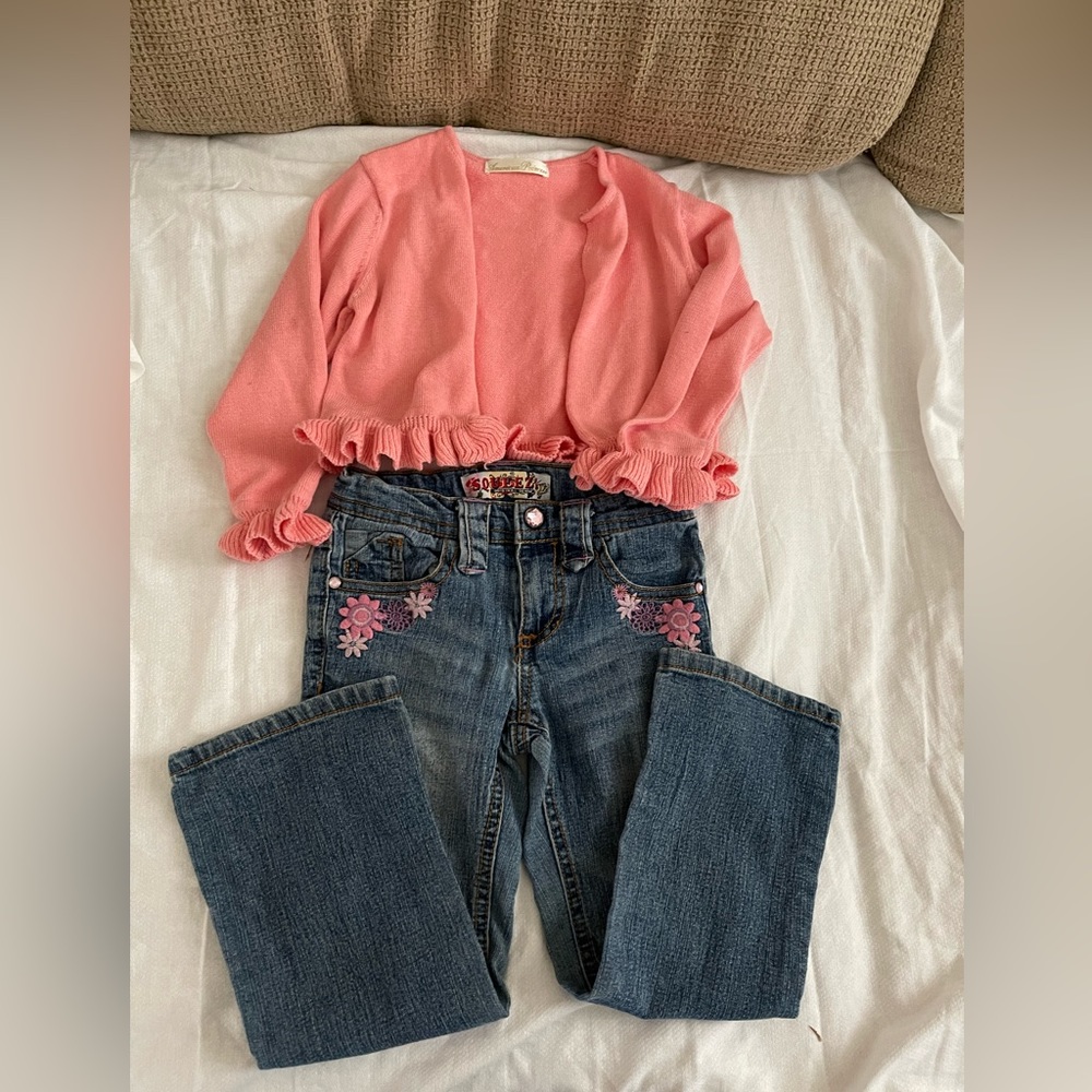(Bundle) American princess sweater/ squeeze floral denim jeans both 4T